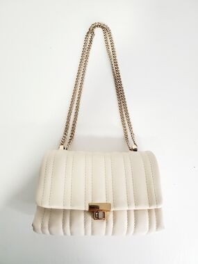 Zara Cream Quilted Mini Shoulder Bag with Gold Chain